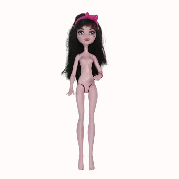 Monster High Draculaura Doll 2015 How Do You Boo? Nude Heart Tattoo Pink Headban - Picture 2 of 5